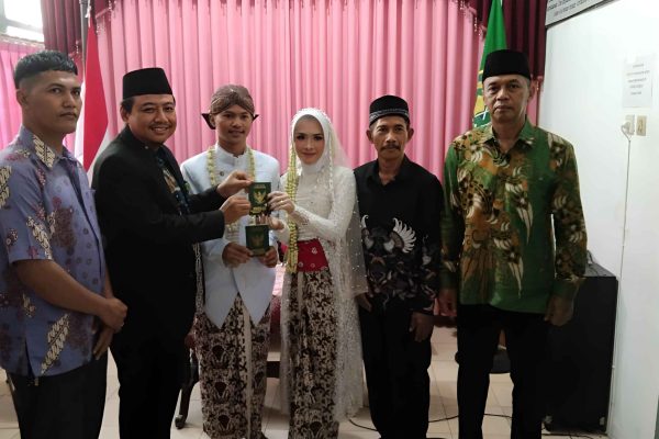 KUA Godean Gelar Akad Nikah dan Bimbingan Perkawinan Secara Bersamaan KUA Godean